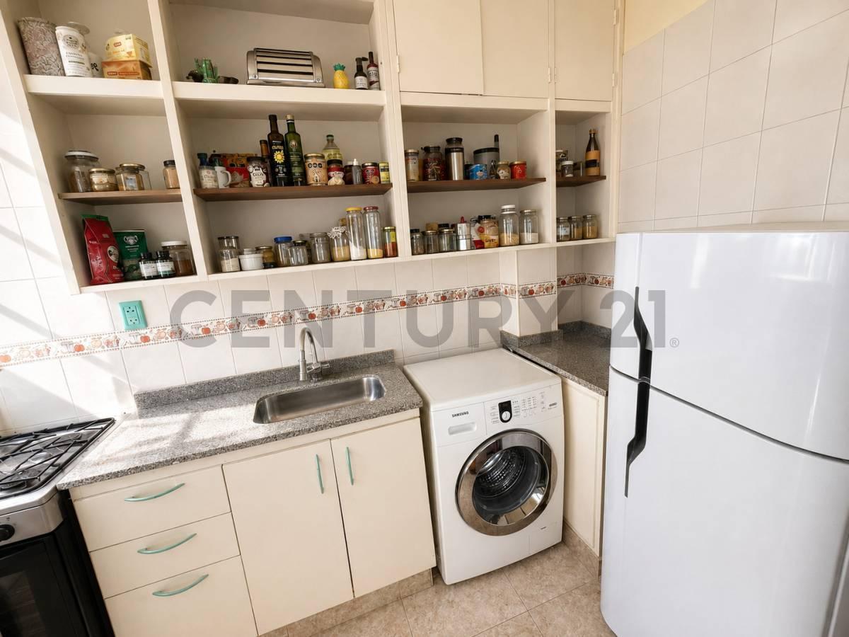 Foto de Venta Departamento 3 Ambientes en La Paternal Luminoso, imagen 3