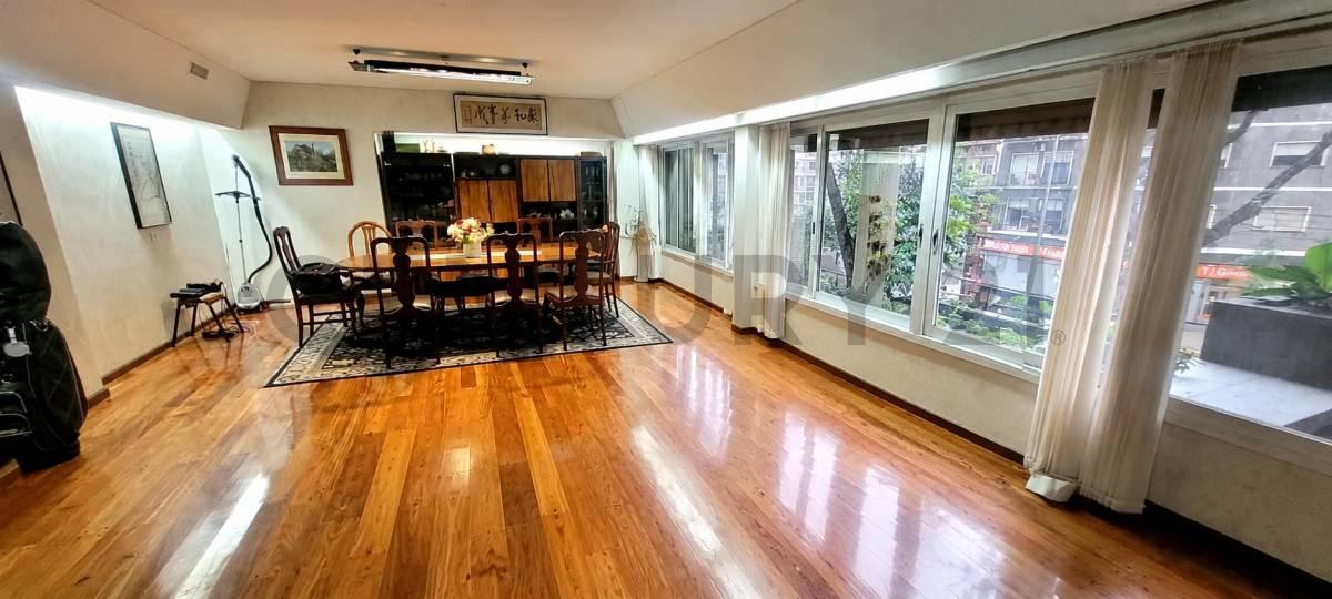 Foto de Venta depto 5 amb c/dependencia Caballito + 2 cocheras, imagen 3