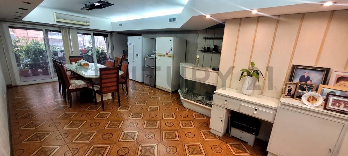 Foto de Venta depto 5 amb c/dependencia Caballito + 2 cocheras, imagen 1