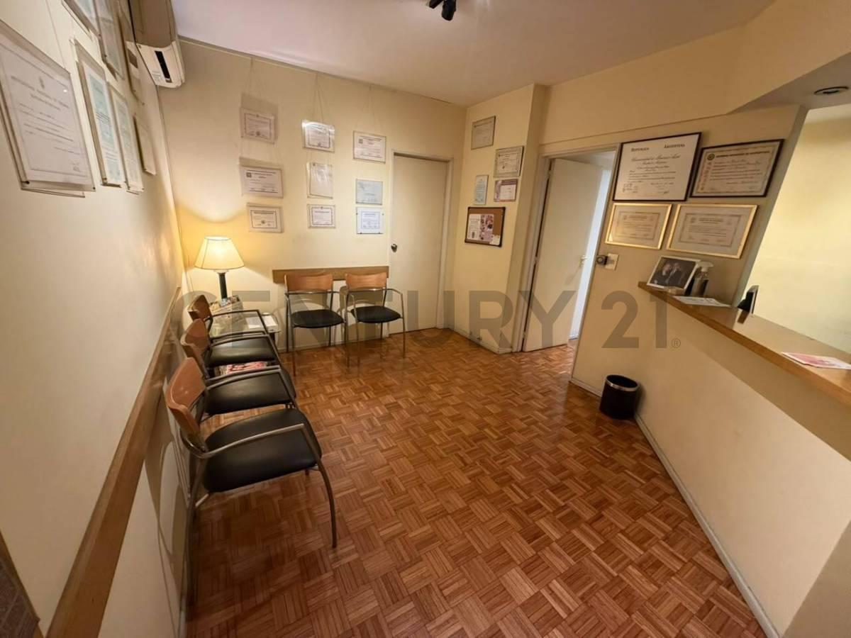 Foto de VENTA 5 Amb PALERMO c/Dep y 2 Cocheras Actualmente Consultorios, imagen 2