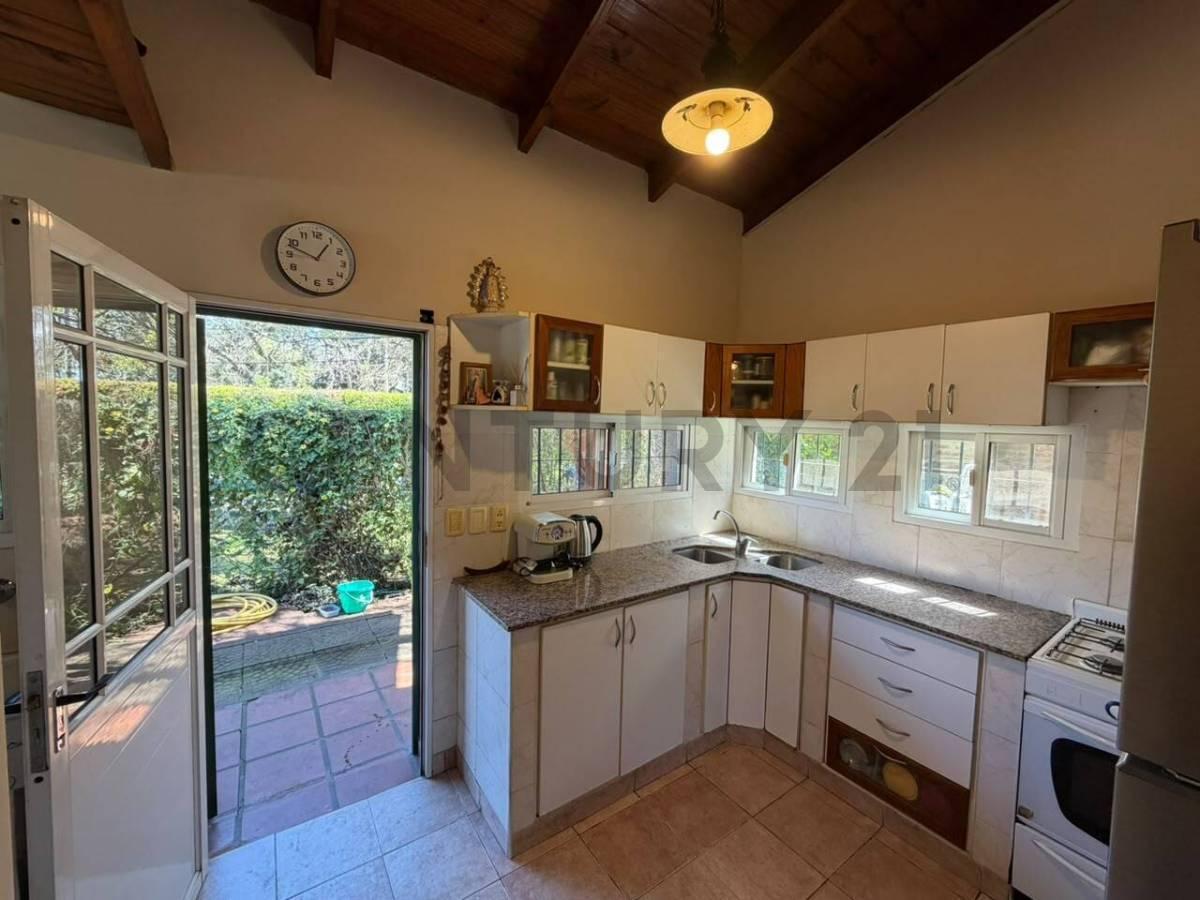 Foto de VENTA CASA 4 AMBIENTES EN BARRIO BELLO HORIZONTE, RICARDO ROJAS, imagen 2
