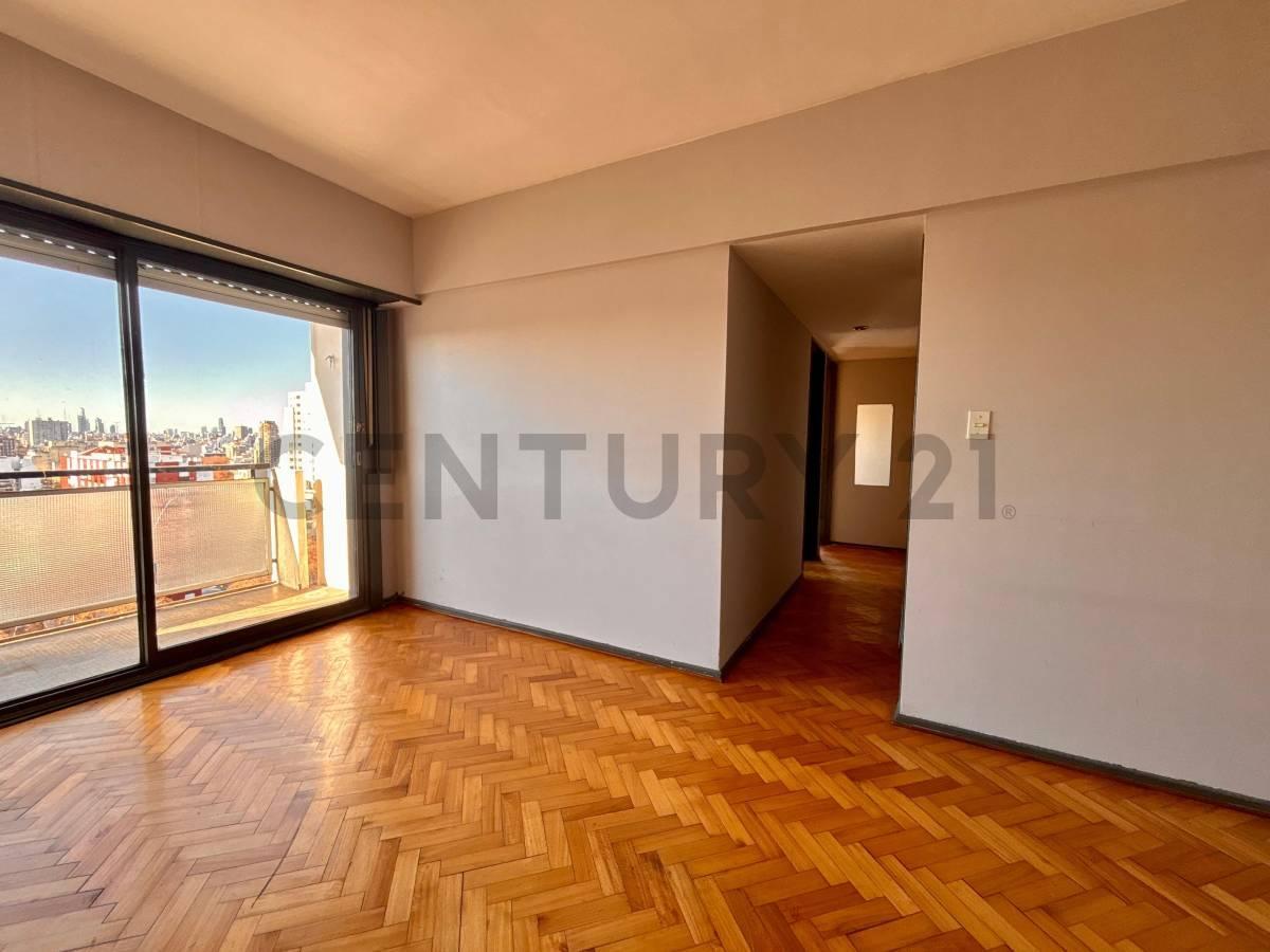 Foto de DEPARTAMENTO EN VENTA DE 3 AMBIENTES CON BALCON Y LAVADERO, ALMAGRO, imagen 3