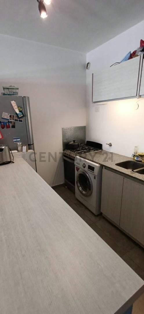 Foto de VENTA DEPARTAMENTO SEMIPISO 3 AMBIENTES Y COCHERA CUBIERTA - TIGRE, imagen 4