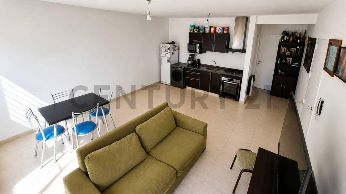 Foto de Venta departamento 2 ambientes espacioso- Pilar, km 50- APTO CRÉDITO, imagen 2