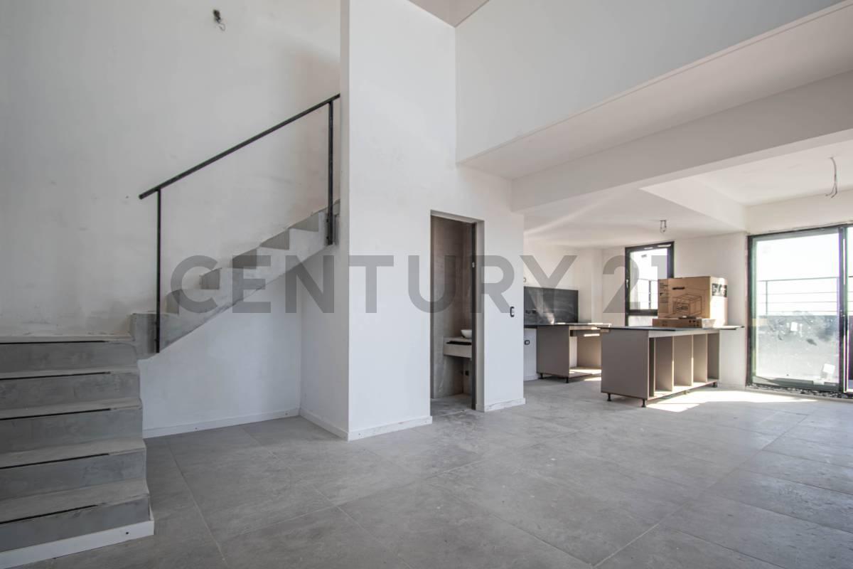 Foto de Venta Departamento Duplex 2 Ambientes Terraza privada con Pileta Tigre, imagen 4