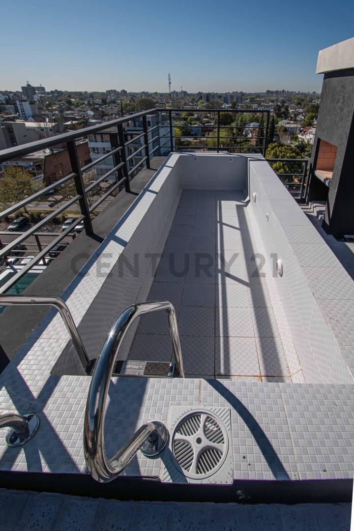 Foto de Venta Departamento Duplex 2 Ambientes Terraza privada con Pileta Tigre, imagen 3