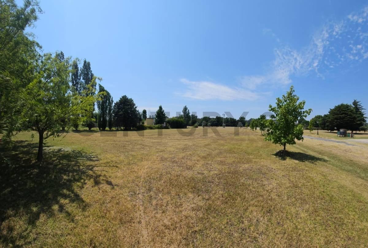 Foto de VENTA LOTE 1836 m² Barrio Haras del Sol - Pilar, imagen 1