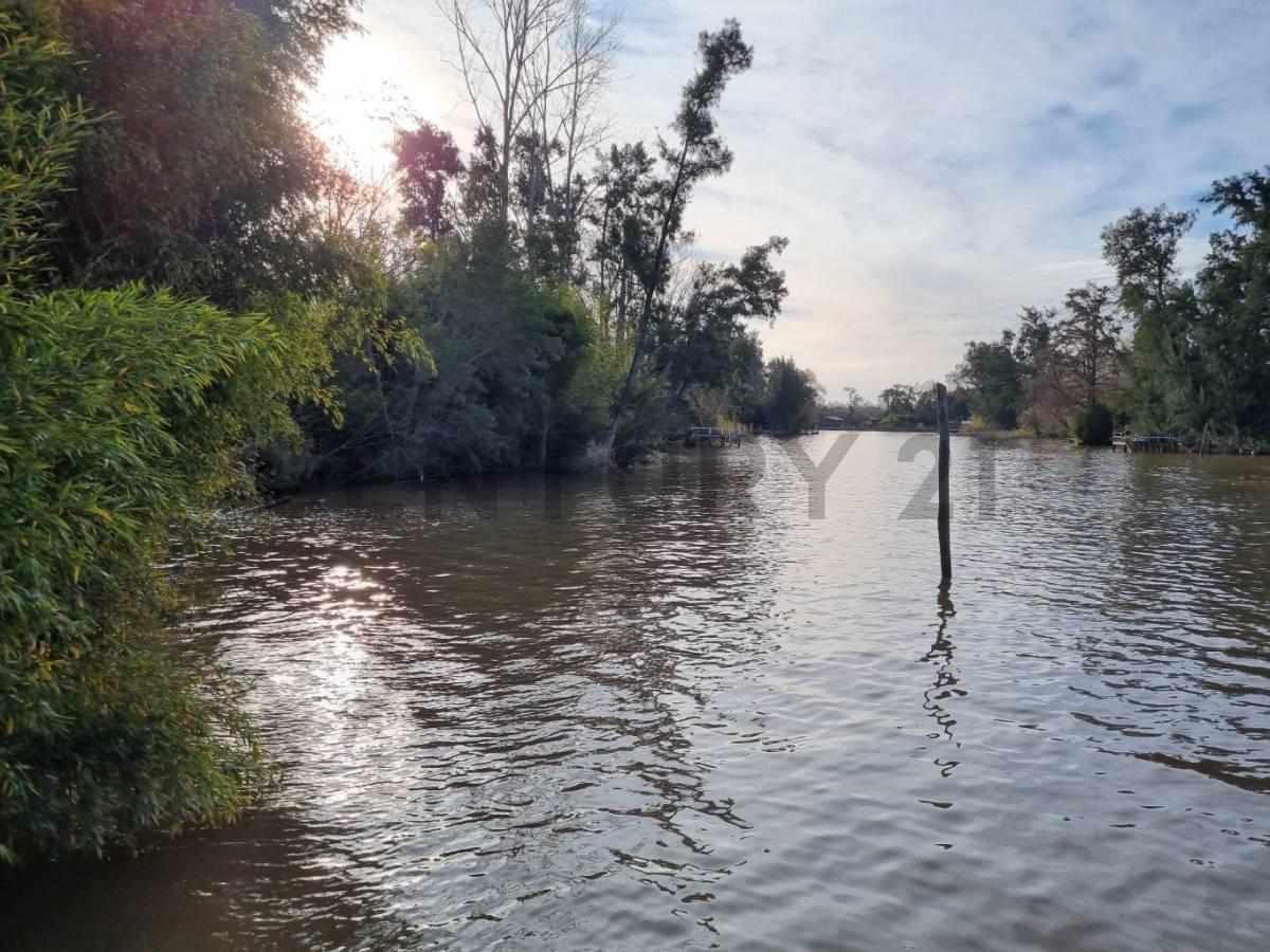Foto de VENTA - LOTE CON CASA A RECICLAR - RIO CARAPACHAY - ISLAS DE, imagen 3
