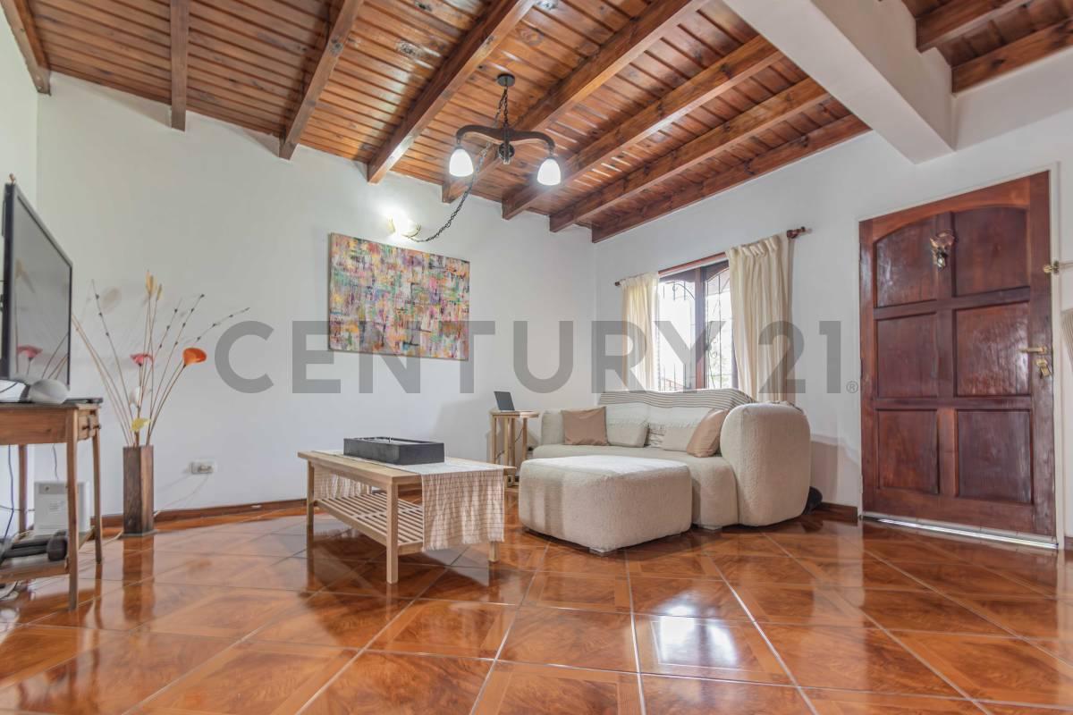 Foto de Venta de casa 4 ambientes con pileta, De Vicenzo Chico, Pilar, imagen 5