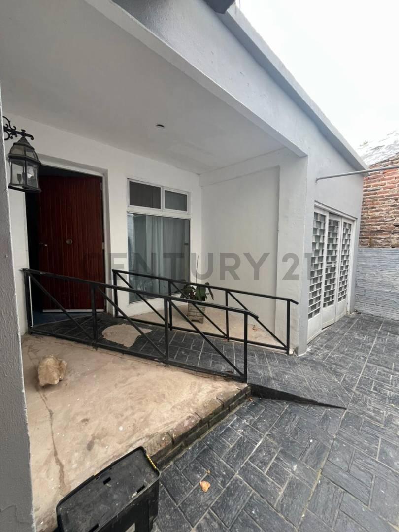 Foto de VENTA CASA MULTIFAMILIAR EN RINCON DE MILBERG, TIGRE, imagen 1