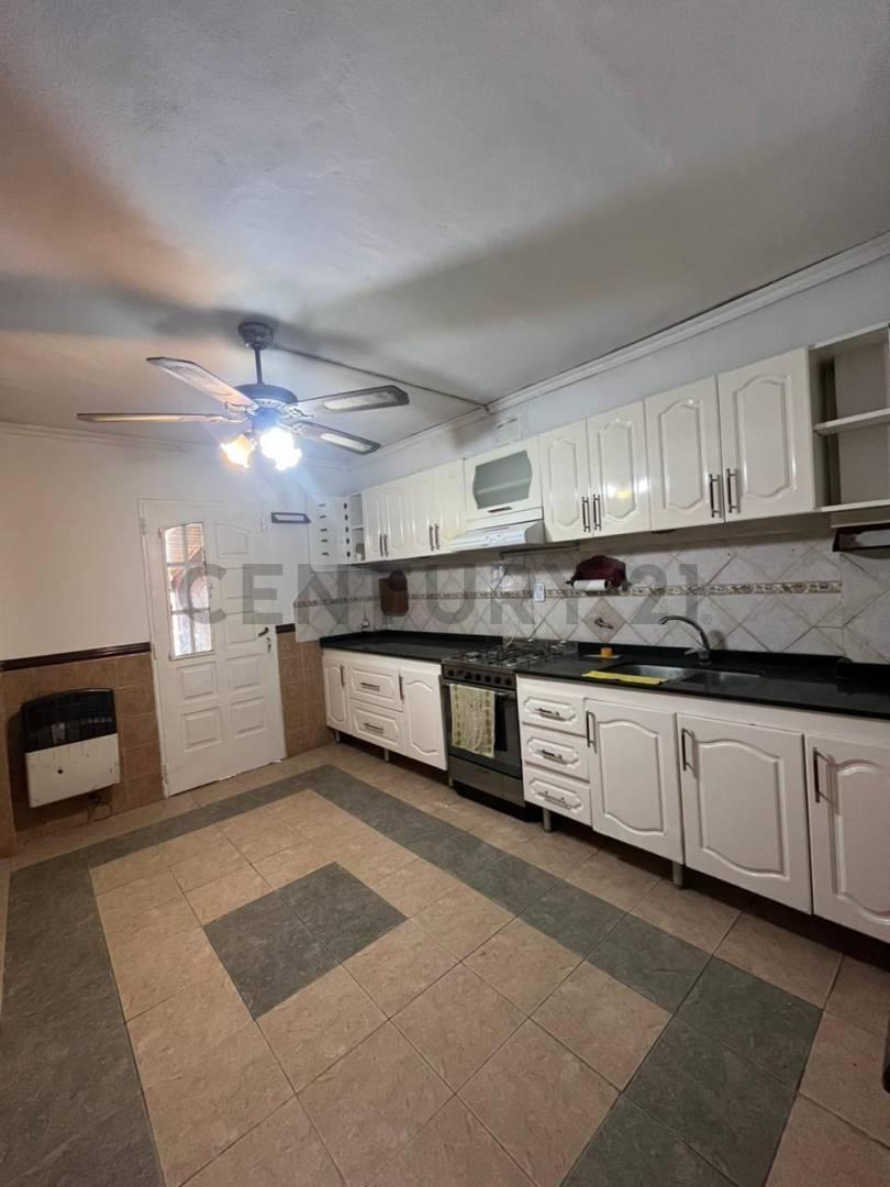 Foto de VENTA CASA MULTIFAMILIAR EN RINCON DE MILBERG, TIGRE, imagen 2