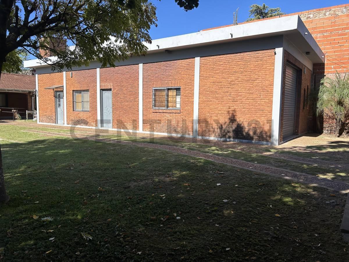 Foto de Venta - Casa Galpón - Don Torcuato, imagen 3