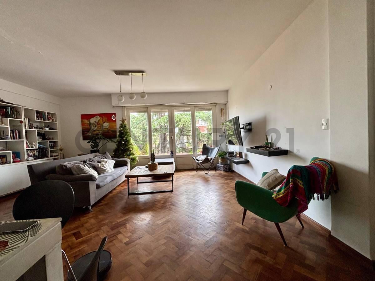 Foto de VENTA DEPARTAMENTO DE 5 AMBIENTES, VILLA DEL PARQUE - CABA, imagen 1