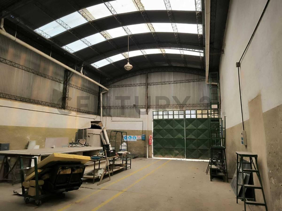 Foto de ALQUILER GALPÓN EN ZONA INDUSTRIAL, imagen 2