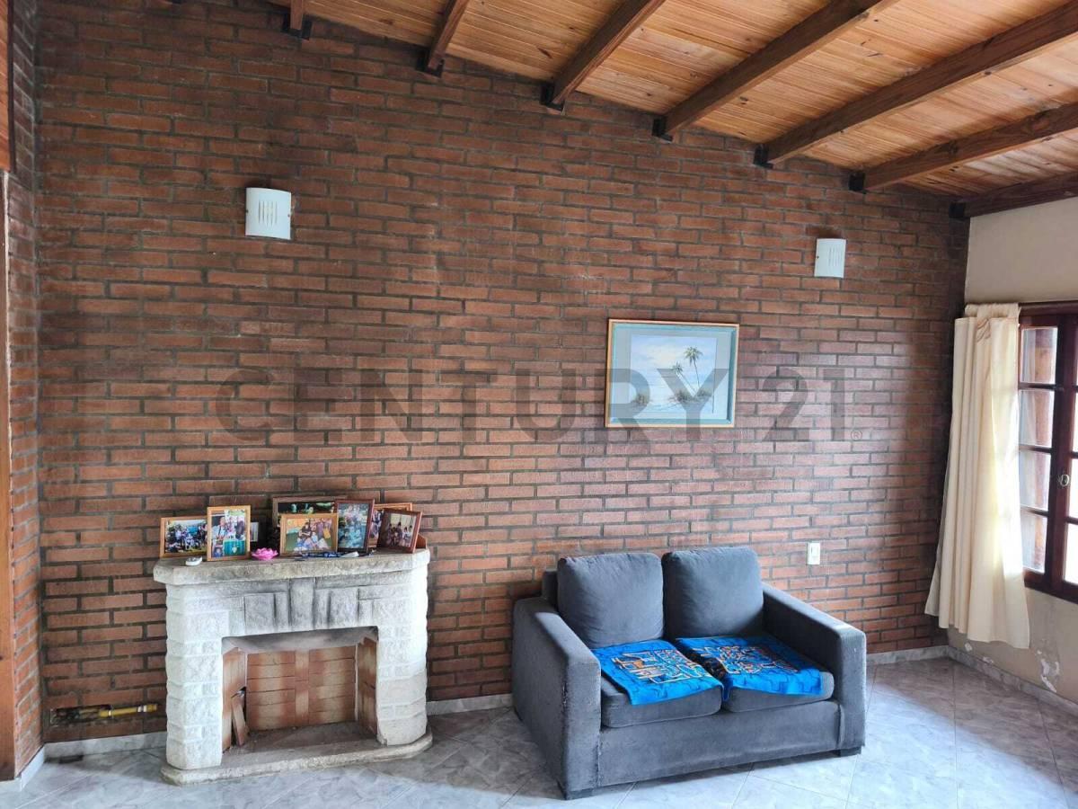 Foto de VENTA - CASA Y DEPARTAMENTO - GARIN, imagen 3