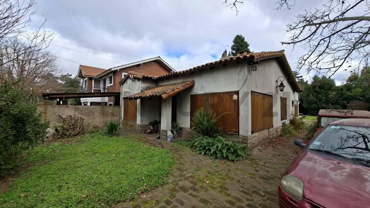 Foto de Venta casa 6 ambientes + departamento independiente, José Mármol 1900, imagen 1