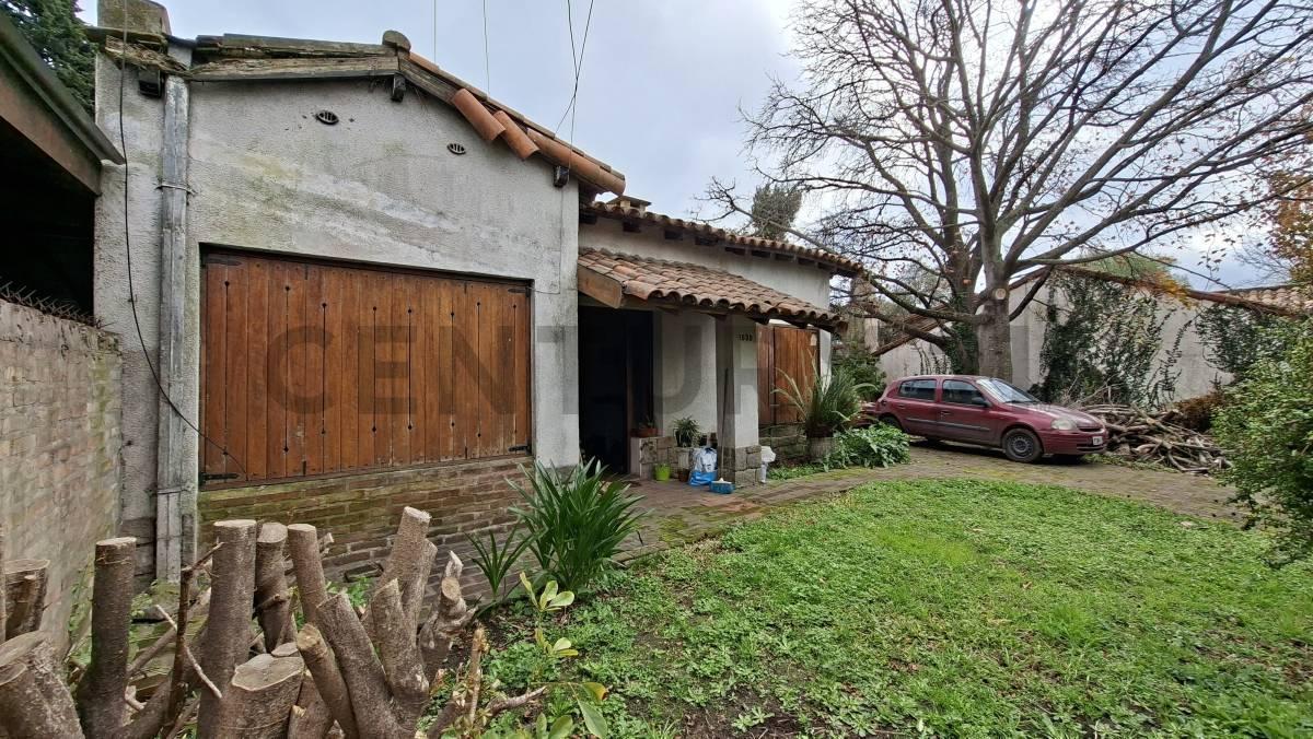 Foto de Venta casa 6 ambientes + departamento independiente, José Mármol 1900, imagen 2