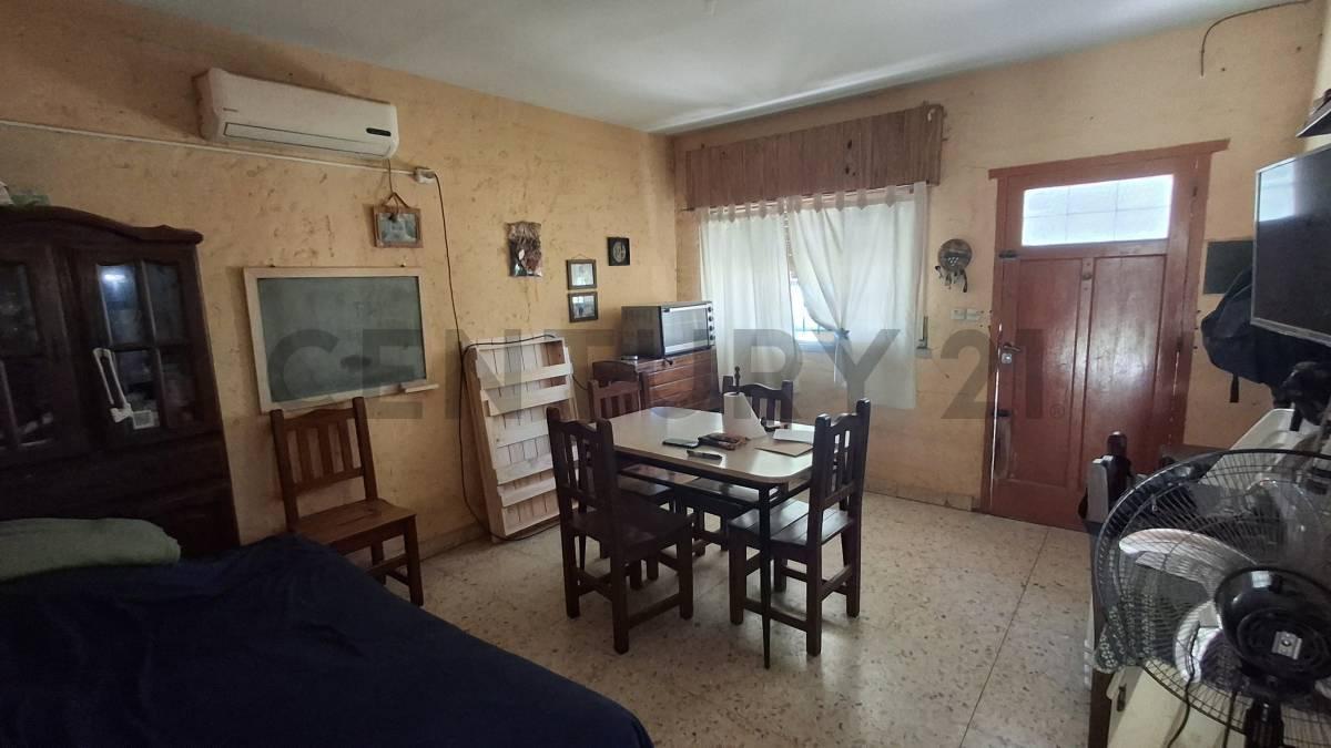 Foto de VENTA CASA 3 AMB EN LOTE DE 800M2 - EL TALAR - TIGRE, imagen 2