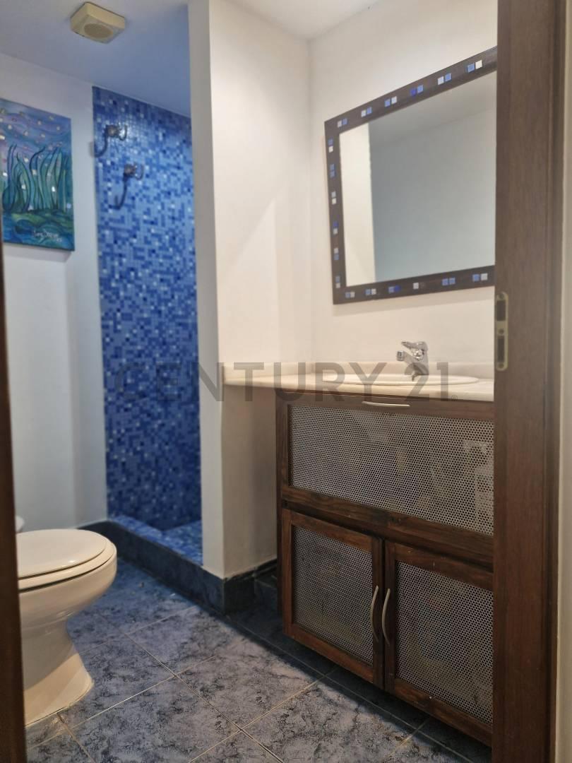 Foto de Venta Casa 6 Amb. Martinez, imagen 3
