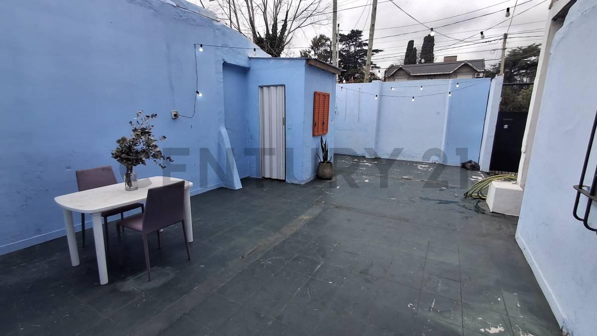 Foto de VENTA - CASA 3 AMB - EN DOS PLANTAS C/COCHERA- P/ VIVIENDA O RENTA, imagen 3