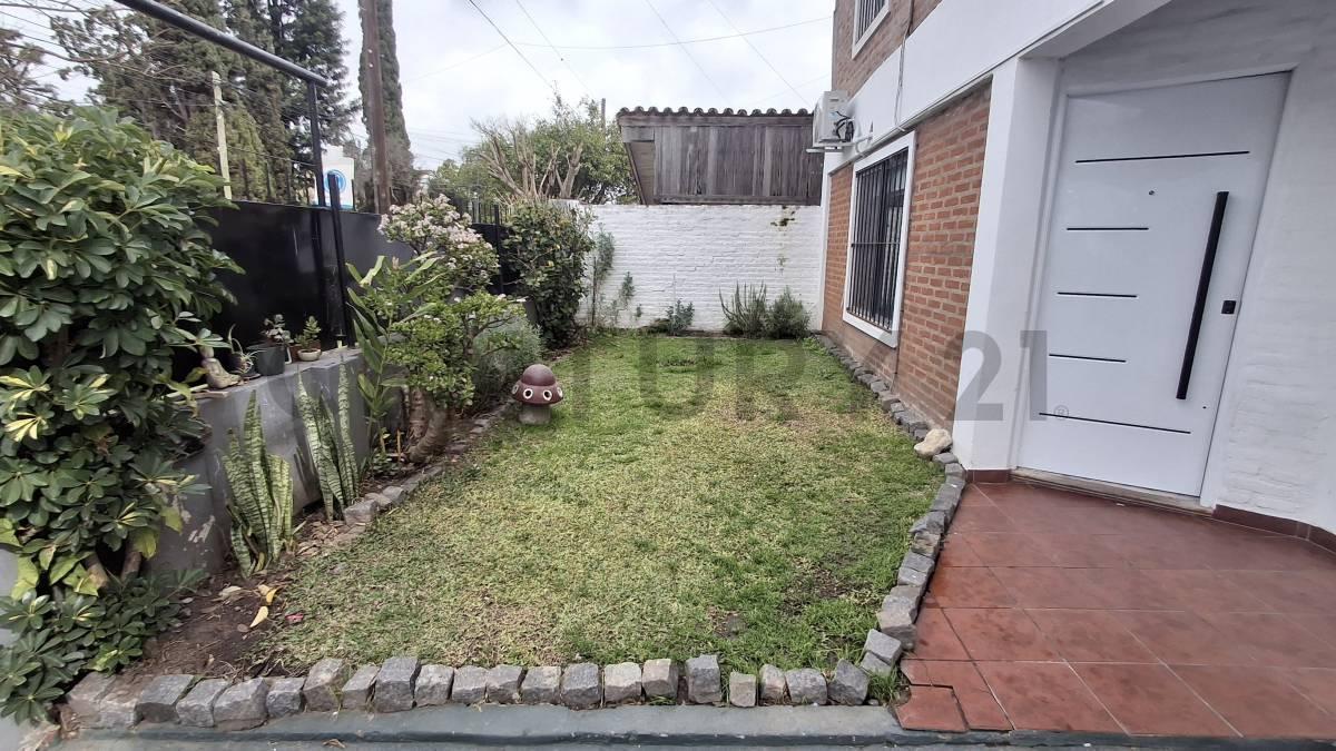 Foto de VENTA - CASA 3 AMB - EN DOS PLANTAS C/COCHERA- P/ VIVIENDA O RENTA, imagen 5