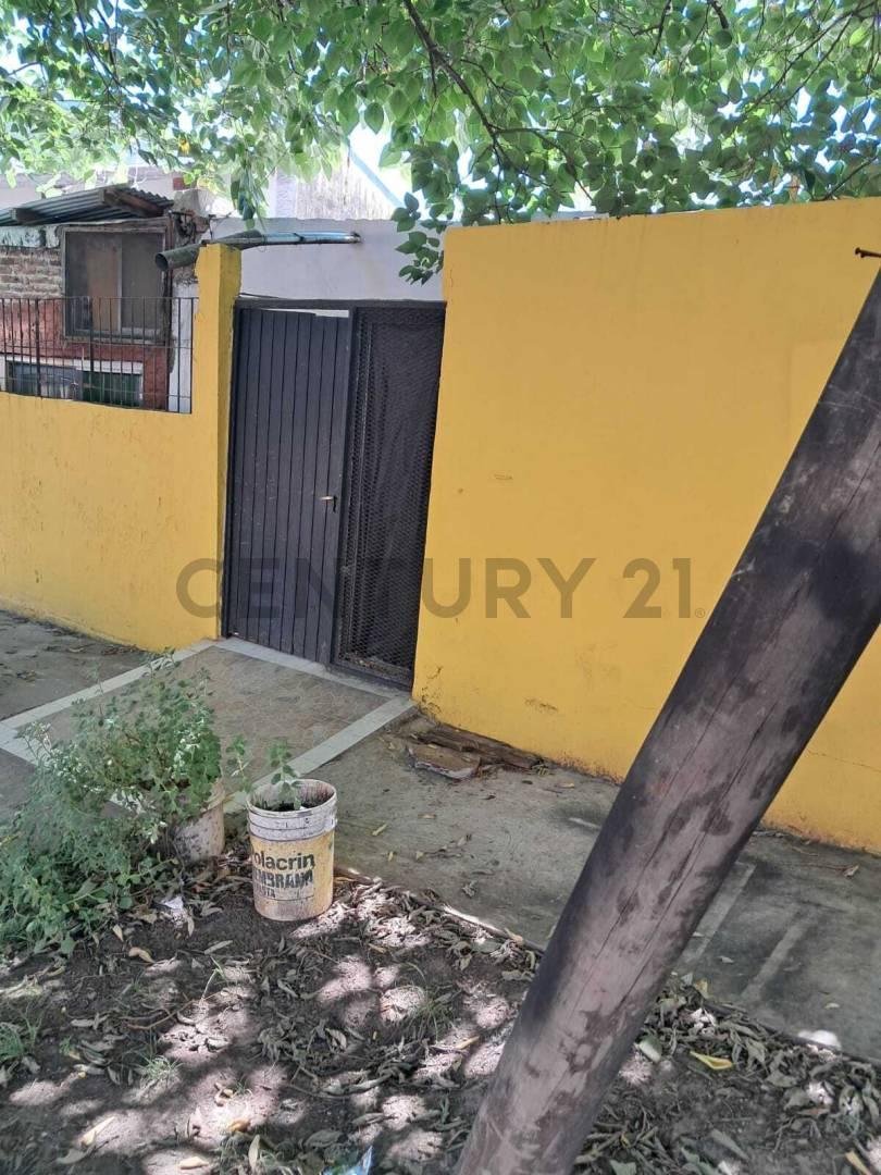 Foto de venta casa 2 ambientes y 2 monoambientes, Pacheco. Zona El Ombú, imagen 4