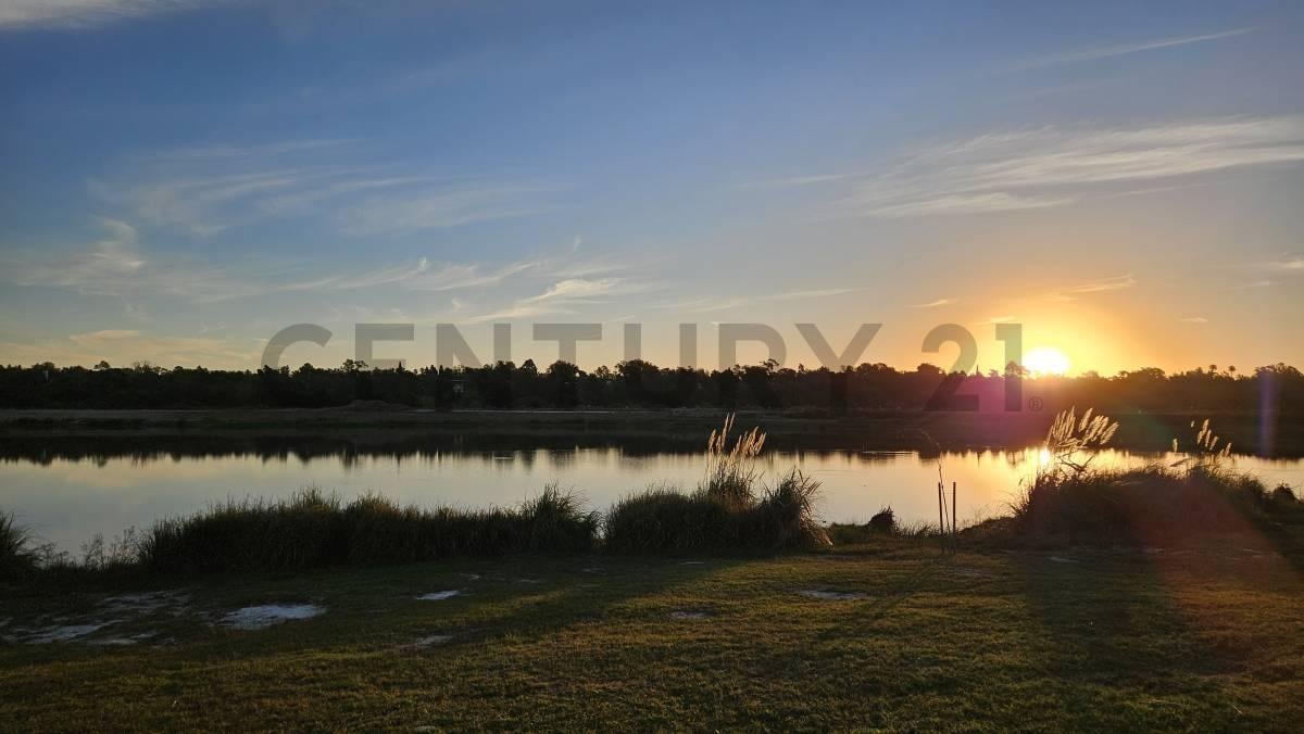 Foto de El Naudir - Lote con la Mejor Vista Abierta al Lago y Atardecer Único, imagen 1