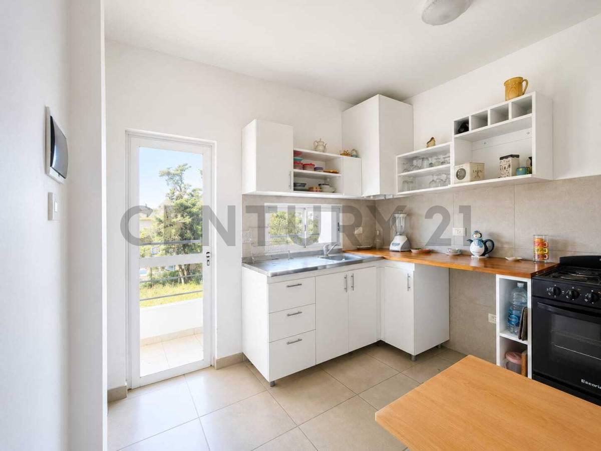 Foto de Venta departamento 3 ambientes con balcón aterrazado, Pilar Centro, imagen 2