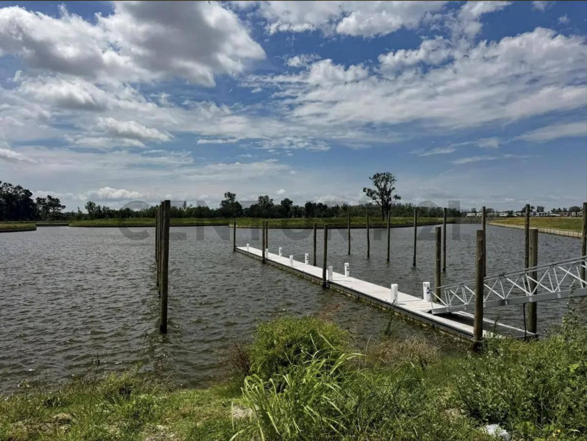 Foto de VENTA De Lote Al Rio en Barrio Bahia Villanueva, imagen 3