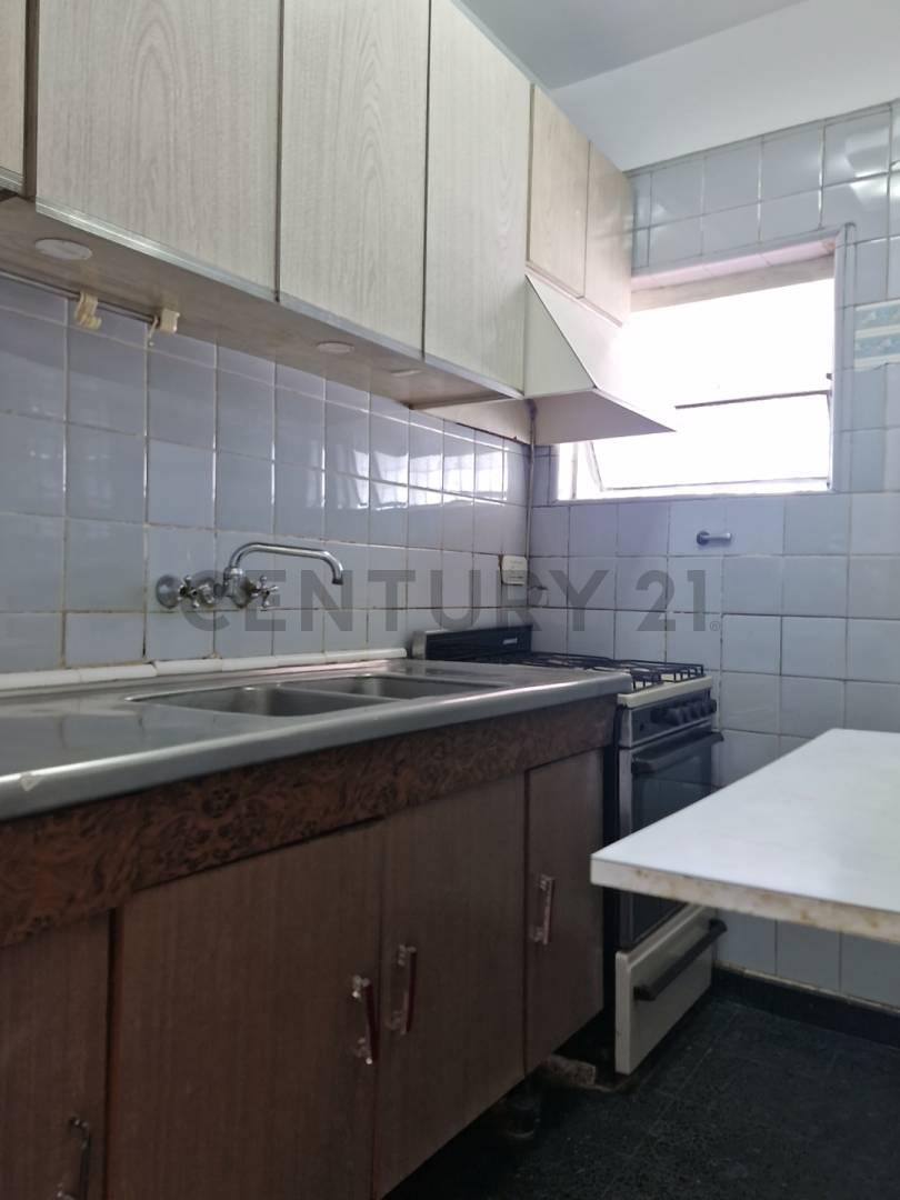 Foto de VENTA DEPATAMENTO 2 AMB C/TERRAZA CAPITAL FEDERAL zona SAN NICOLAS, imagen 4