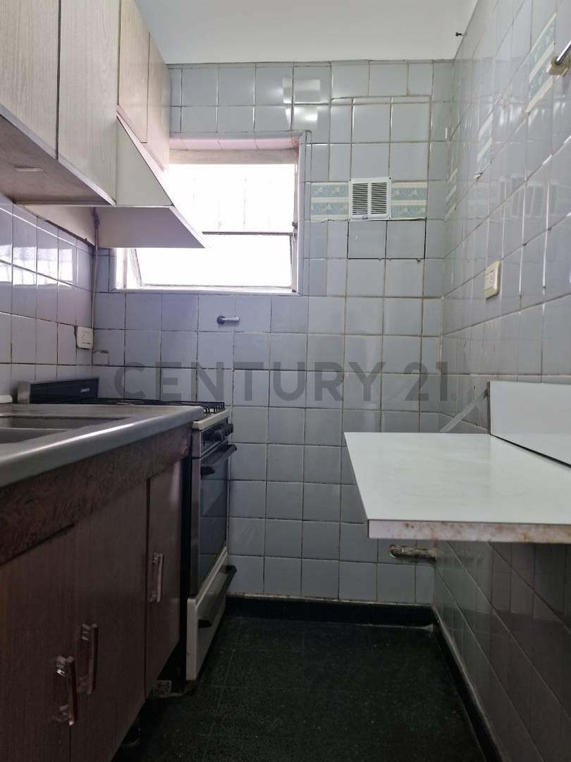 Foto de VENTA DEPATAMENTO 2 AMB C/TERRAZA CAPITAL FEDERAL zona SAN NICOLAS, imagen 5