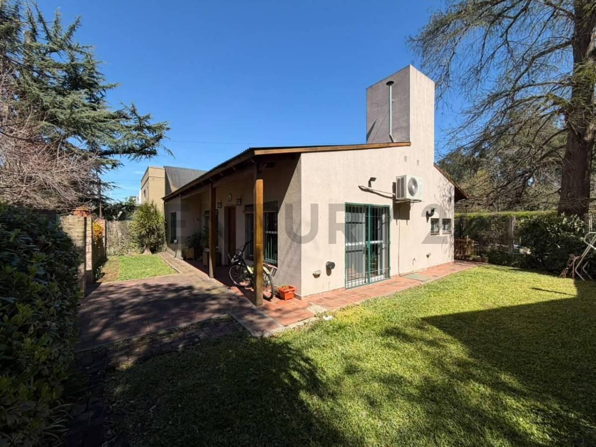 Foto de VENTA CASA 4 AMBIENTES EN BARRIO BELLO HORIZONTE, RICARDO ROJAS, imagen 1