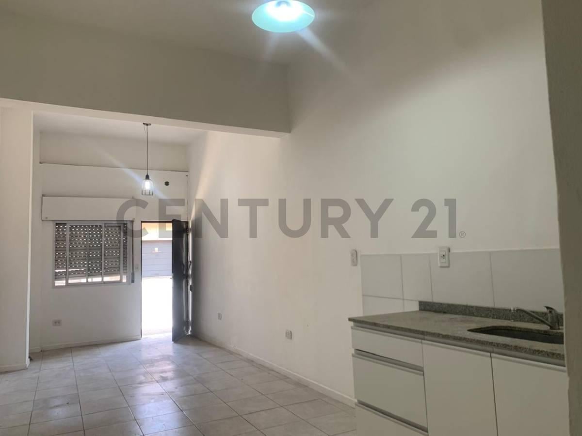 Foto de Venta de ph 2 ambientes, Valentin Alsina, Lanús, imagen 2