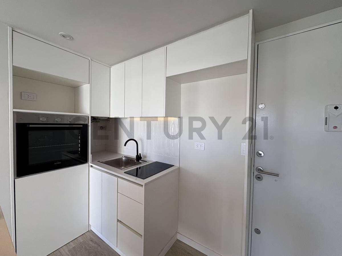Foto de Venta Monoambiente totalmente refaccionado a nuevo con balcón corrido y, imagen 4