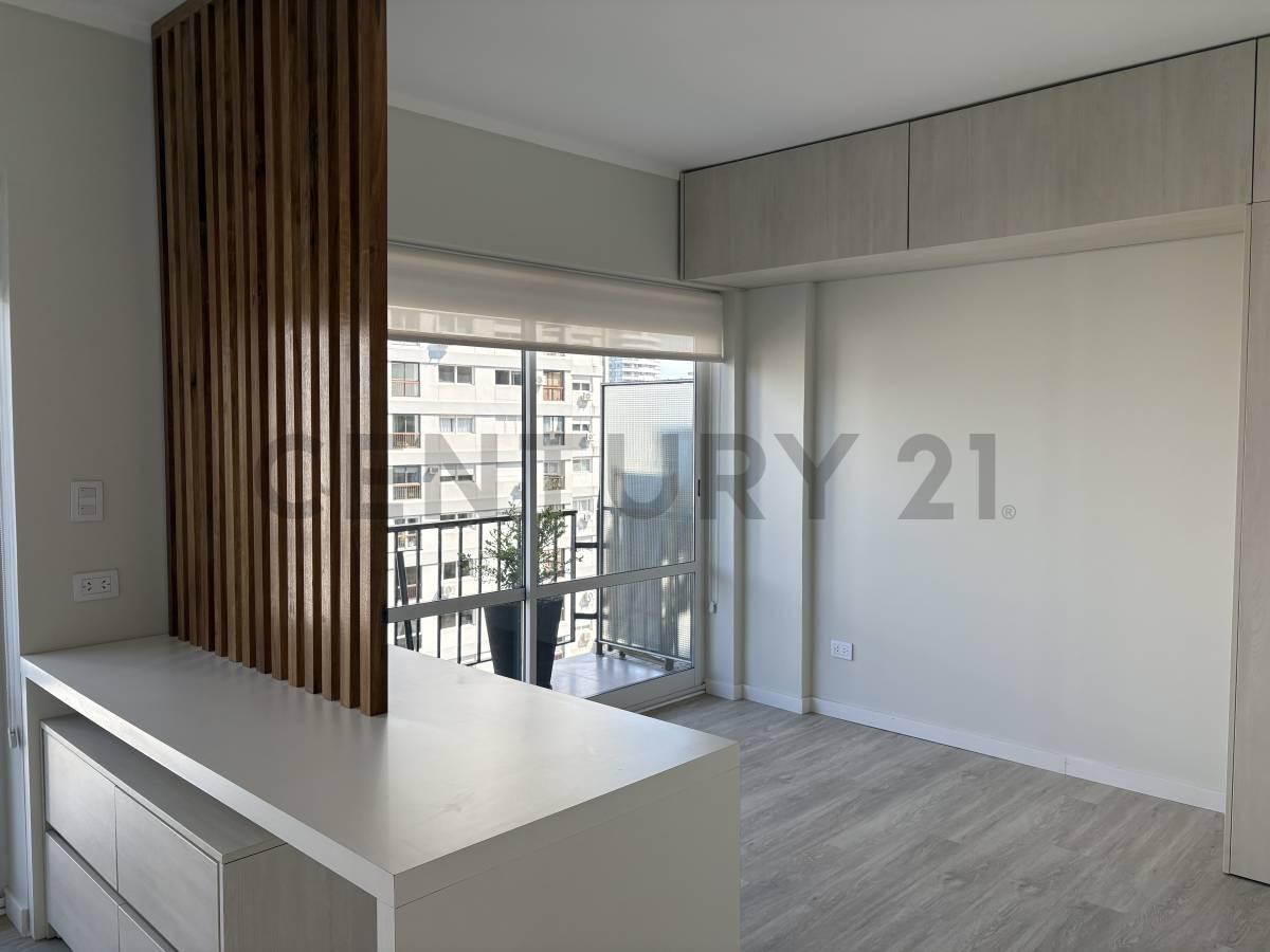 Foto de Venta Monoambiente totalmente refaccionado a nuevo con balcón corrido y, imagen 1