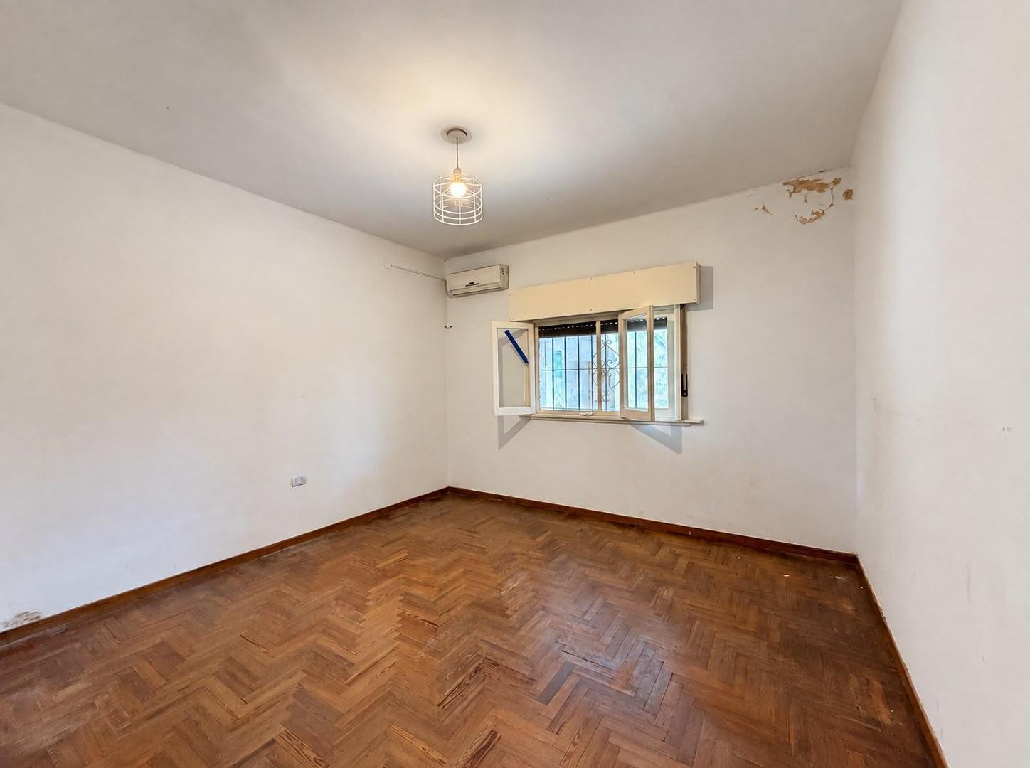 Foto de VENTA CASA 3 AMBIENTES EN SAN ISIDRO, imagen 2