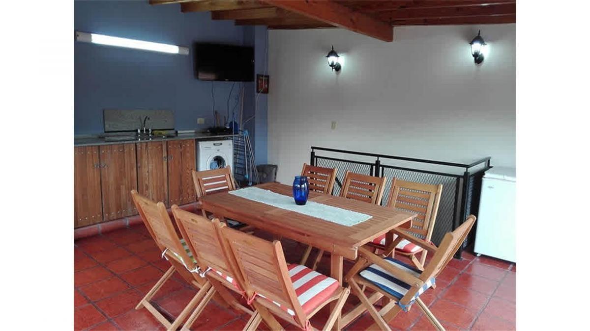 Foto de Triplex 3amb + dep + Parrilla en venta Sarandí Avellaneda, imagen 4