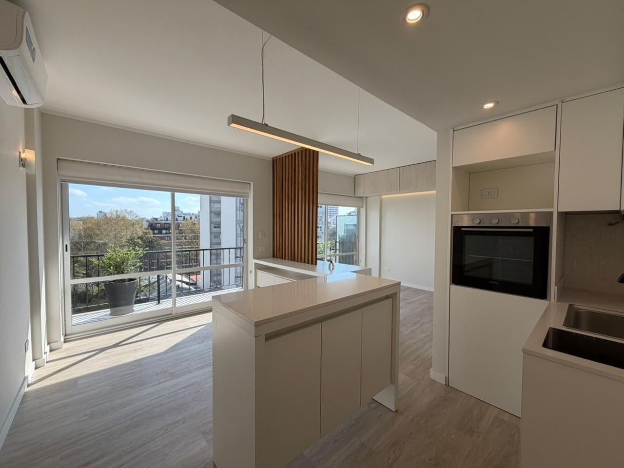 Foto de Venta Monoambiente totalmente refaccionado a nuevo con balcón corrido y, imagen 4