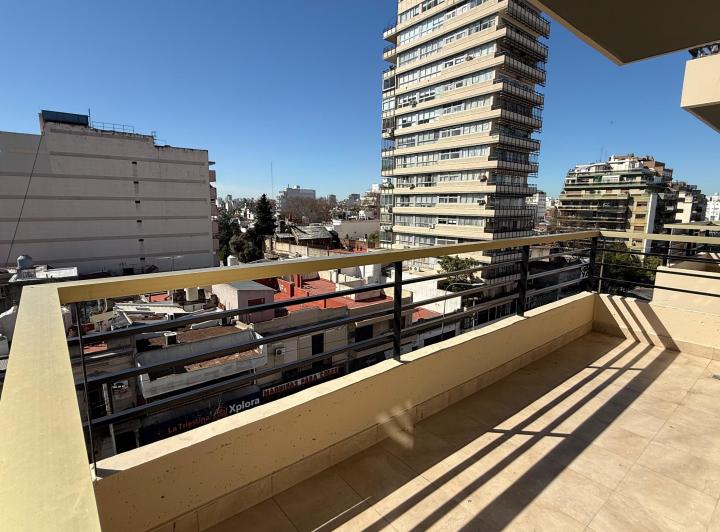 Moderno 2 ambientes con balcón al frente y amenities de categoría 4