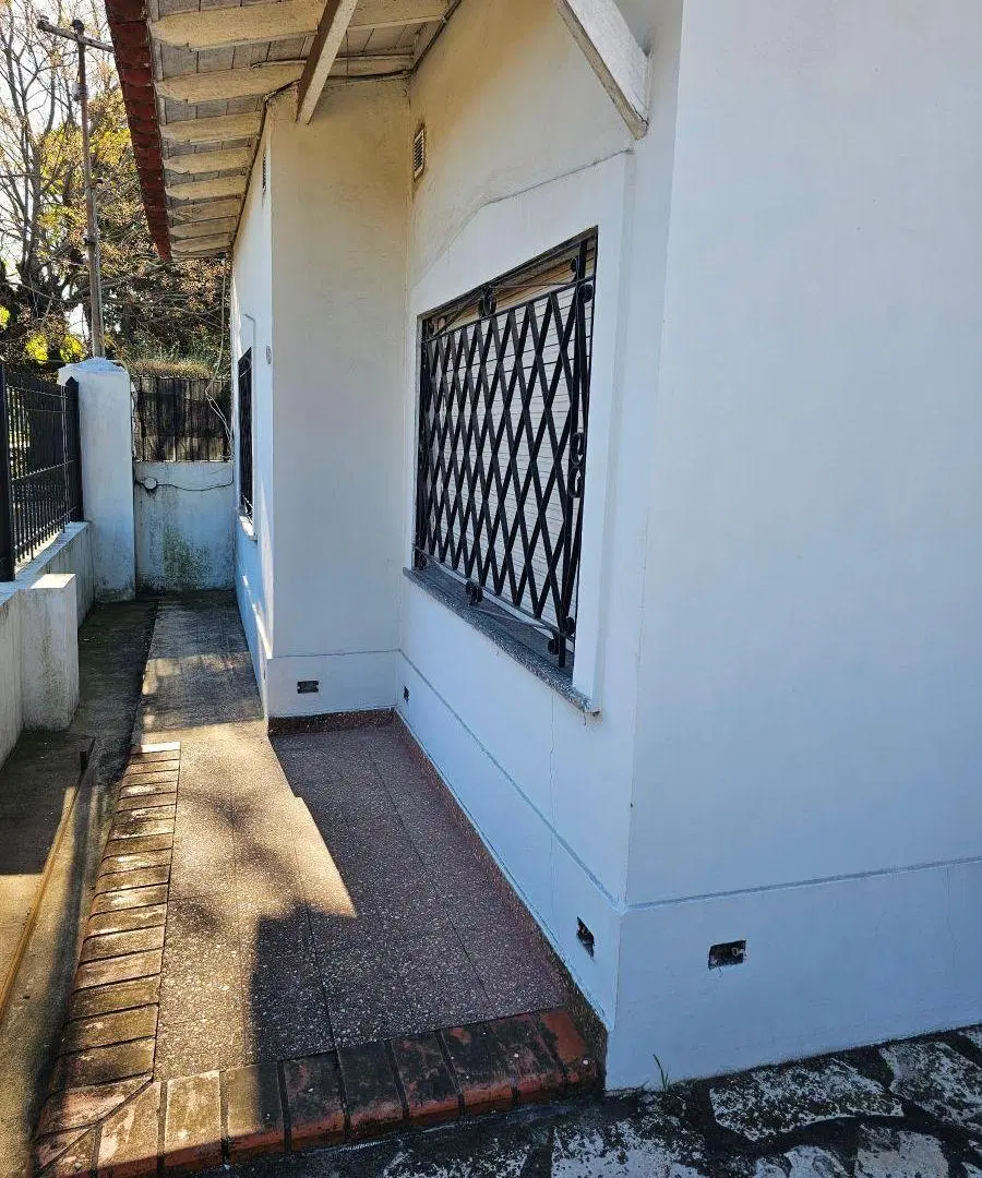 DEPTO EN PH 3 AMB. EN ALQUILER MONTE GRANDE 1