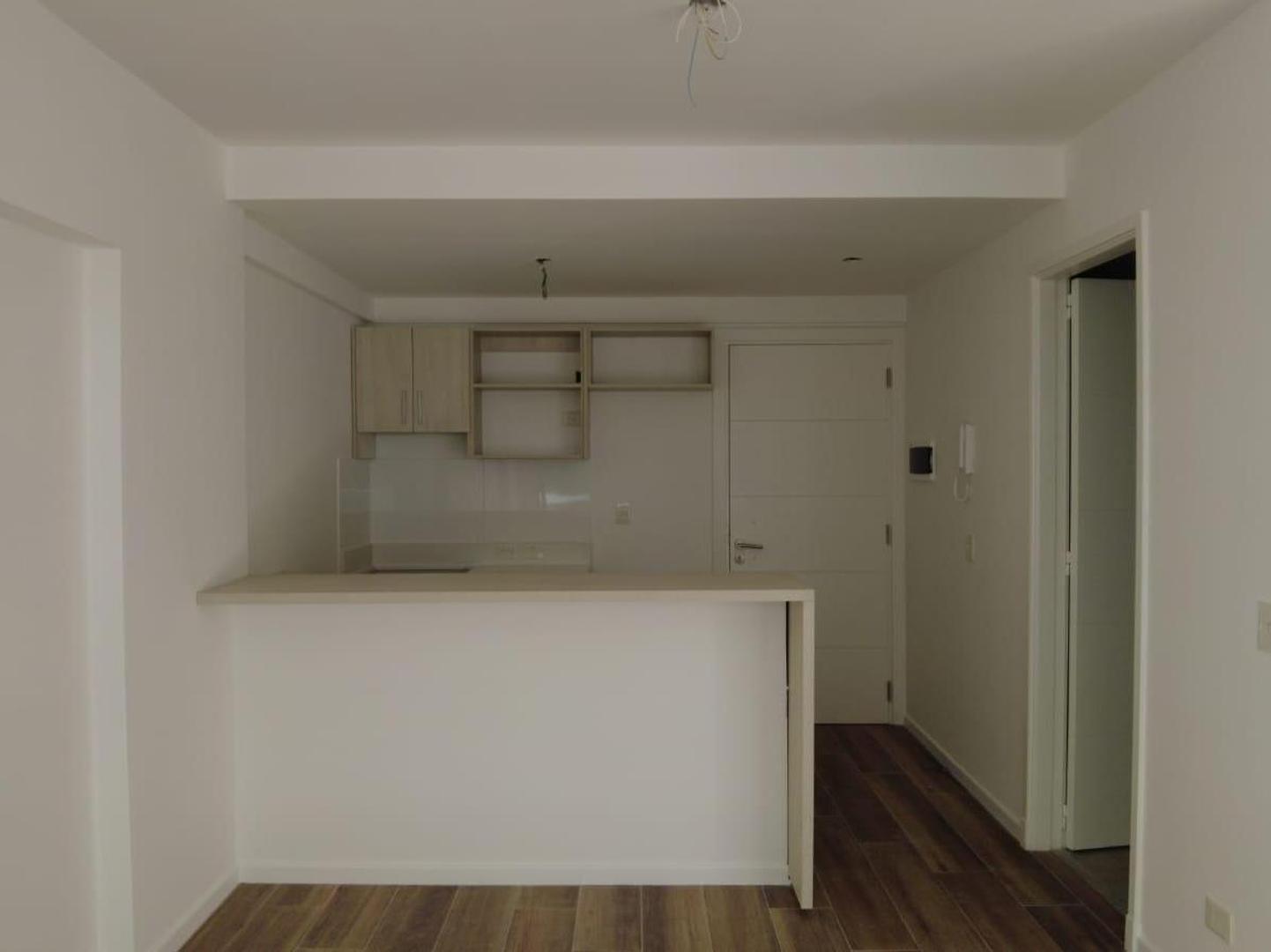 Foto de Excelente 4 Ambientes a Estrenar, Full Amenities!, imagen 4
