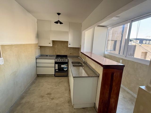 Departamento en Alquiler en Peatonal Sarmiento 1