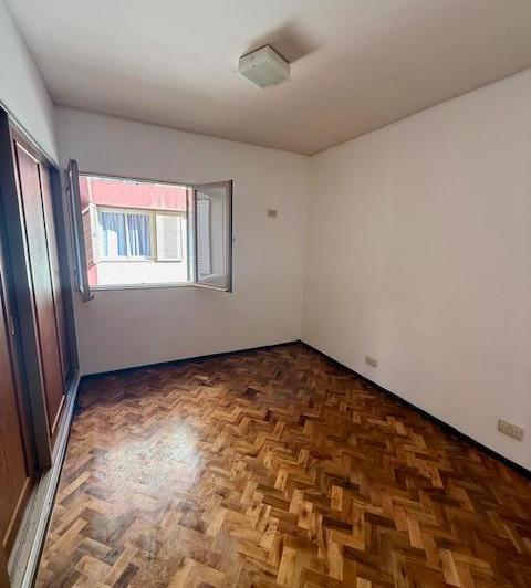 Departamento en Alquiler en calle Gutierrez 2