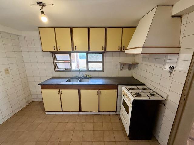 Departamento en Alquiler en calle Gutierrez 4