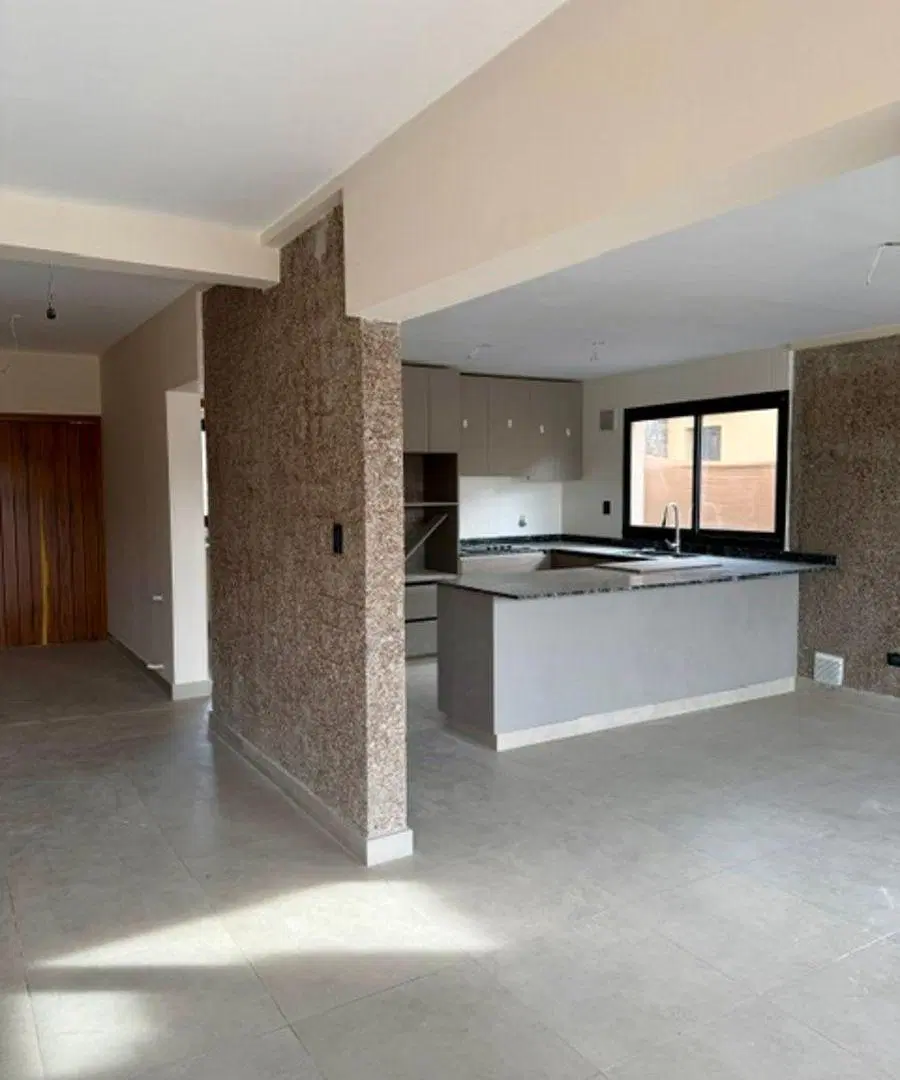 Casa en venta en Barrio Lomas de Russell 3