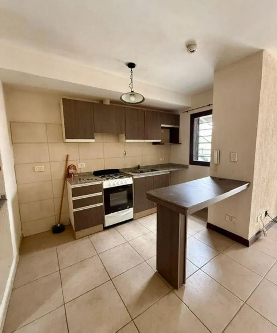 Departamento en Alquiler en Calle Abraham Lemos 182 de Maipú 5