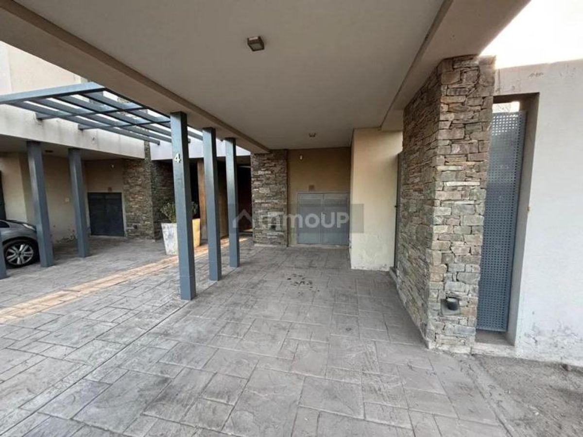 Foto de Duplex a la VENTA en Barrio Privado RINCON DE ARAOZ, imagen 2