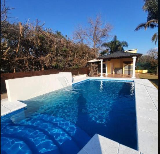 ALQUILAMOS CASA EN VALLE ESCONDIDO - 3 dormitorios Pileta Coch para 4 vehículos Expensas bajas 2