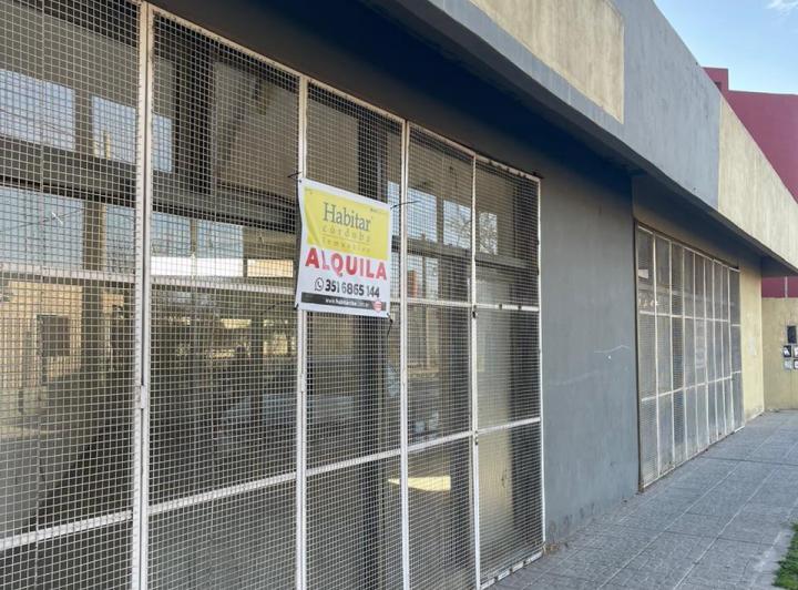 ALQUILAMOS 2 LOCALES JUNTOS O SEPARADOS! 3