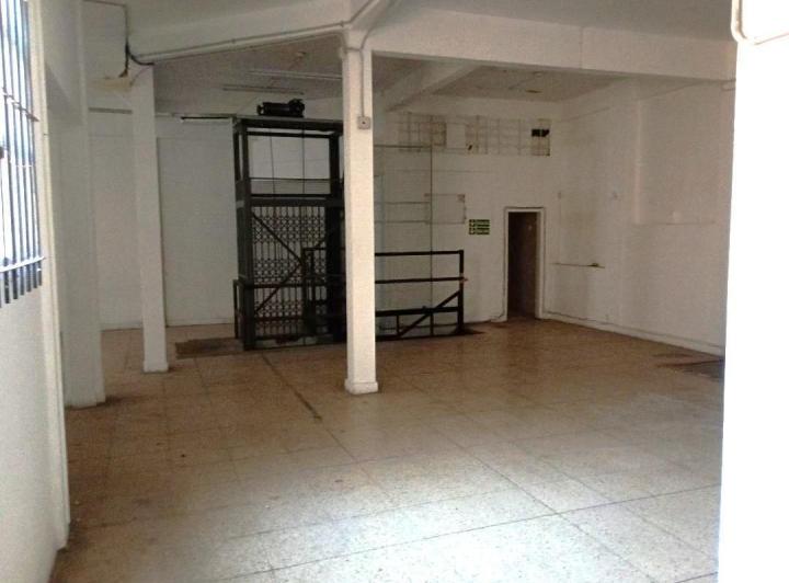 AMPLIA OFICINA LOCAL - 300M2 - PLENO Ctro - Excel precio incluye Expensas.- 4